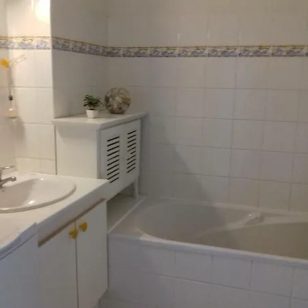 Goelette Apartment *